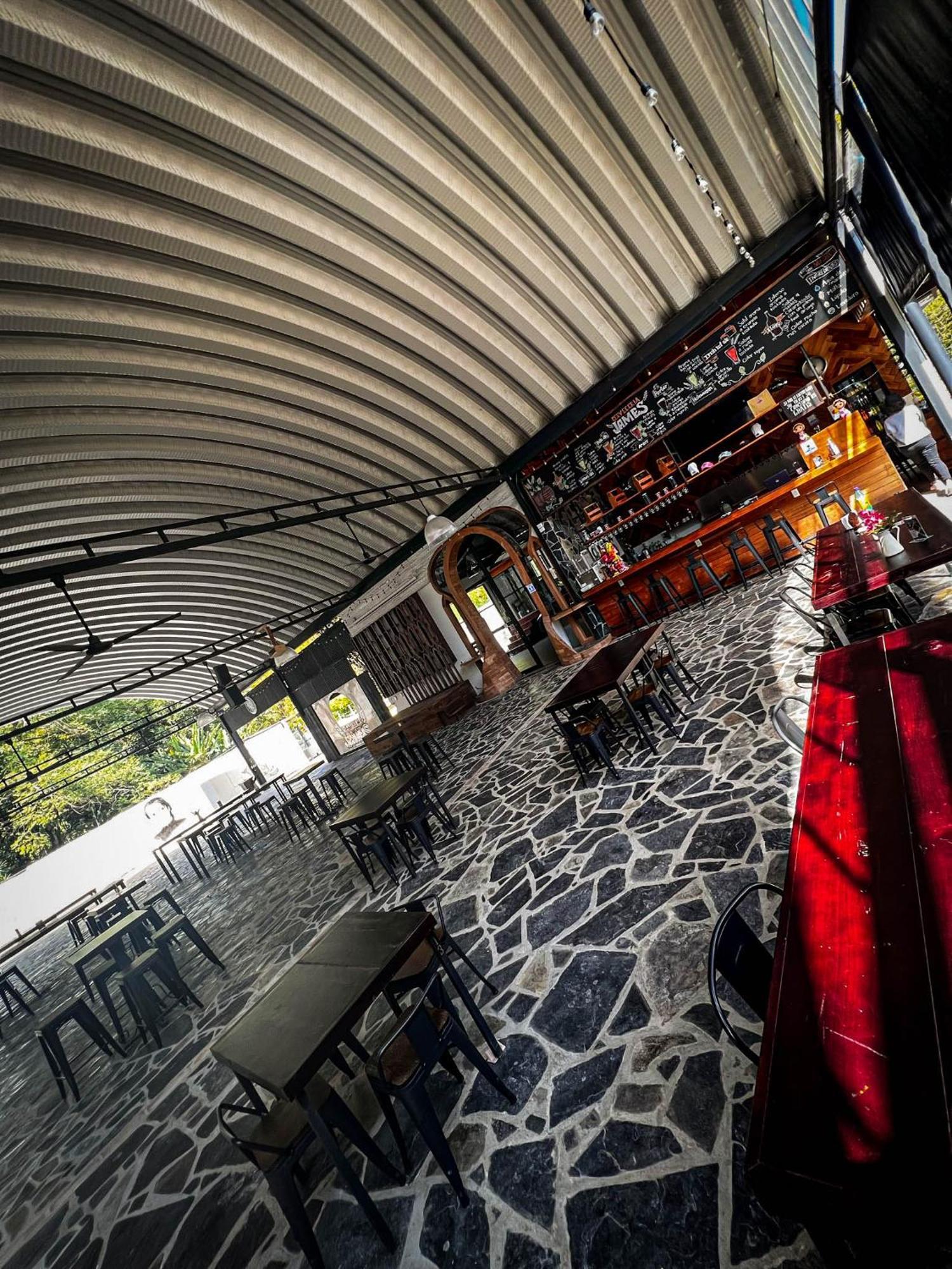 Hotel Cerveceria James Xilitla Luaran gambar